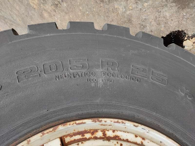 معالج النفايات Liebherr A942: صورة 22