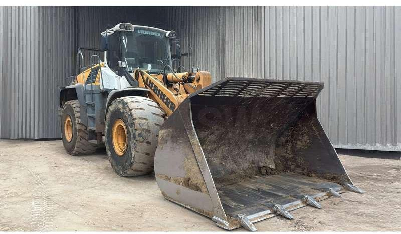 Liebherr L576 - اللودر بعجل: صورة 1 Liebherr L576 - اللودر بعجل: صورة 1