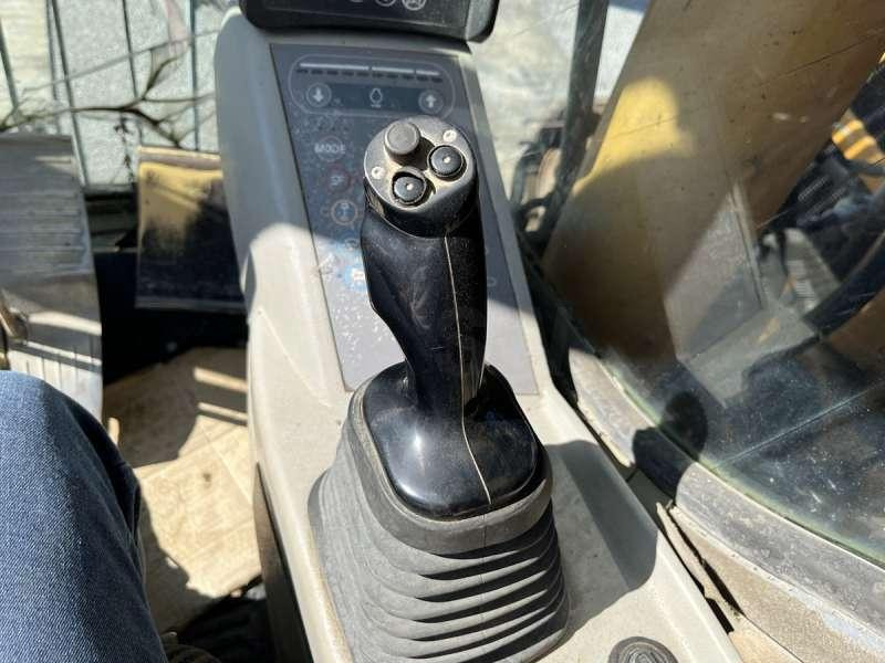 حفار زحاف Liebherr R924 Compact Litronic: صورة 50