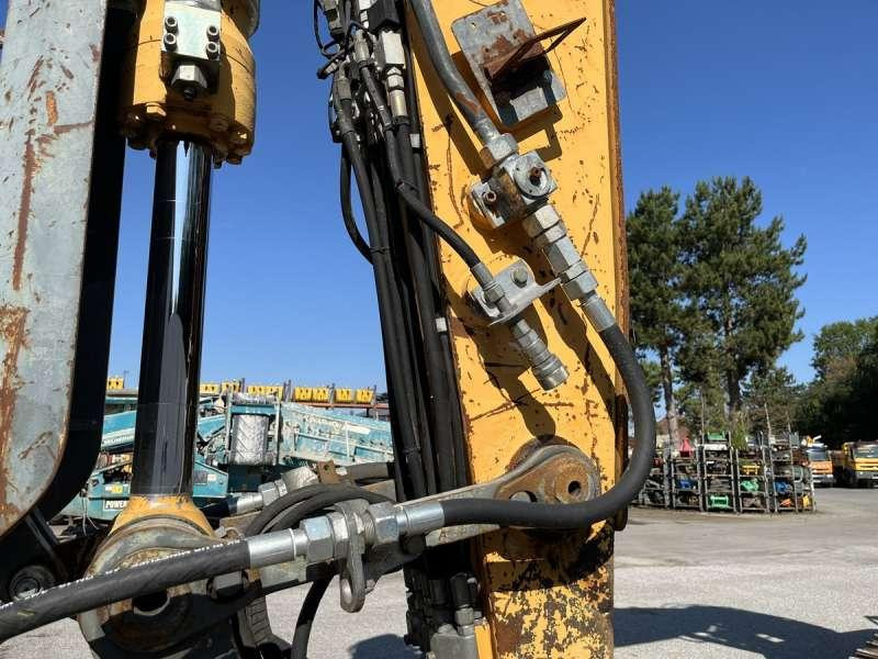 حفار زحاف Liebherr R924 Compact Litronic: صورة 20