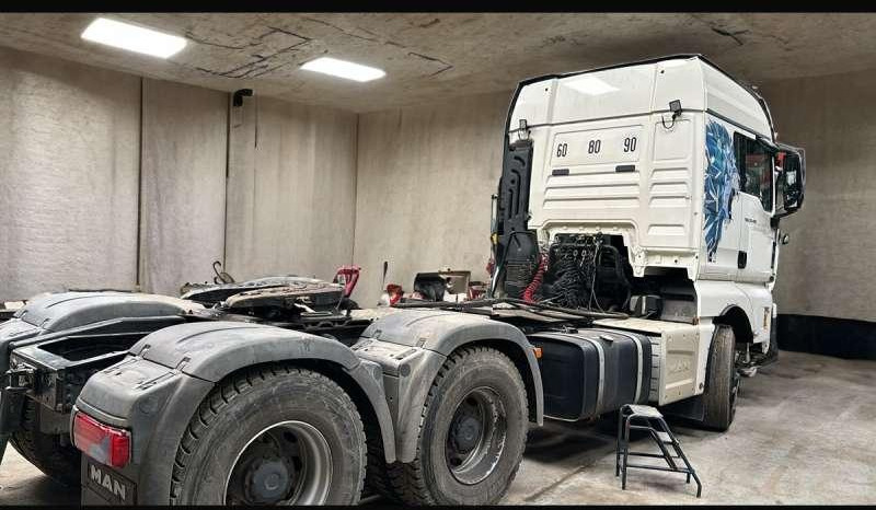 MAN TGX 33.480 - وحدة جر: صورة 4 MAN TGX 33.480 - وحدة جر: صورة 4
