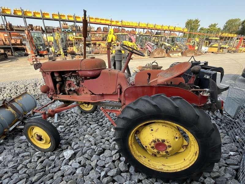 MASSEY-HARRIS PONY 812 MASSEY-HARRIS PONY 812: صورة 6