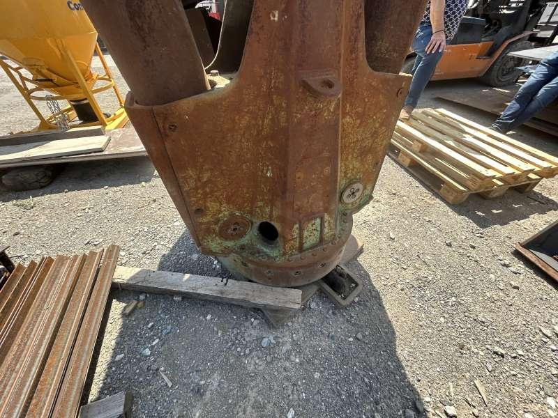 MONTABERT Lot 2 Croc Béton - مقص الهدم: صورة 4 MONTABERT Lot 2 Croc Béton - مقص الهدم: صورة 4