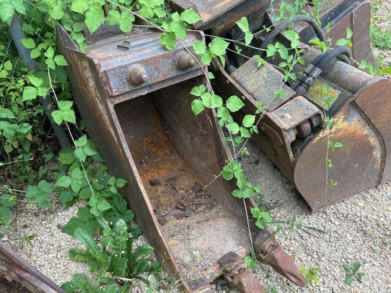 حفارة دولاب Mecalac 8CXI: صورة 49