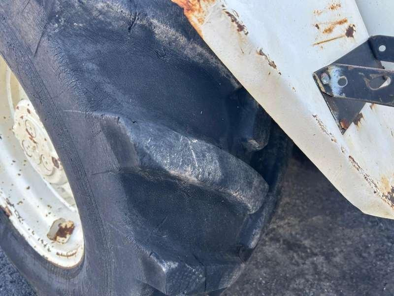 حفارة دولاب Mecalac 8CXI: صورة 30