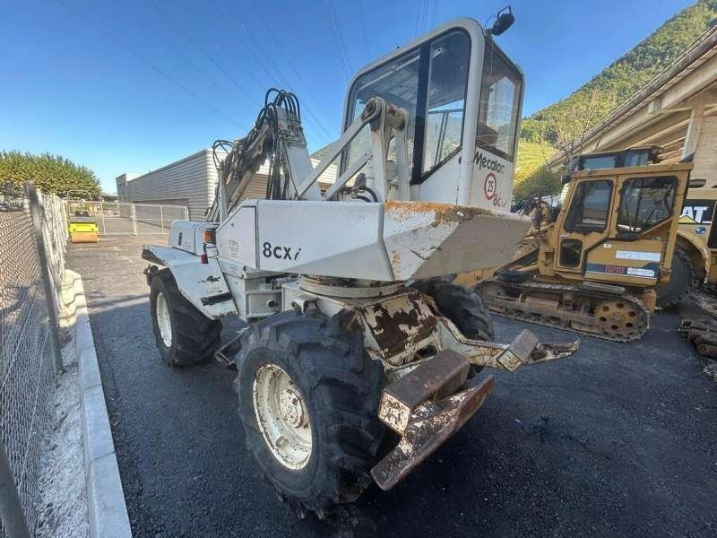 حفارة دولاب Mecalac 8CXI: صورة 43