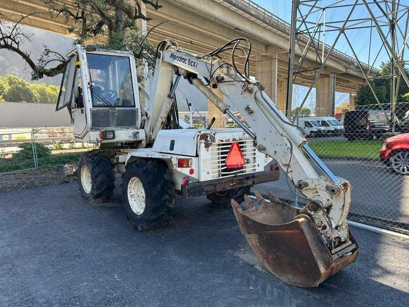 حفارة دولاب Mecalac 8CXI: صورة 47