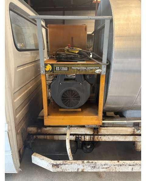 Mercedes 410 A EMULSION + TREMI GRAVILLON - موزع الأسفلت: صورة 4 Mercedes 410 A EMULSION + TREMI GRAVILLON - موزع الأسفلت: صورة 4