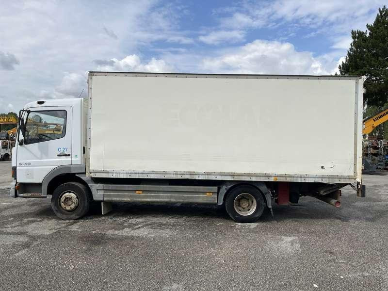 Mercedes ATEGO 1018 - شاحنة هيكل كابينة: صورة 4 Mercedes ATEGO 1018 - شاحنة هيكل كابينة: صورة 4