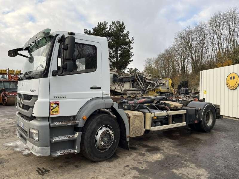 Mercedes AXOR 1833 - شاحنة ذات خطاف: صورة 3 Mercedes AXOR 1833 - شاحنة ذات خطاف: صورة 3