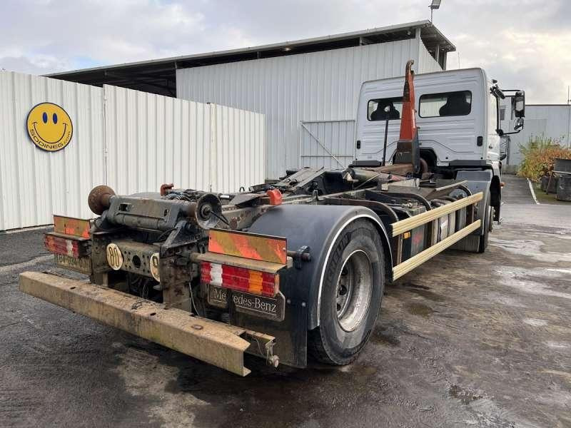 شاحنة ذات خطاف Mercedes AXOR 1833: صورة 6