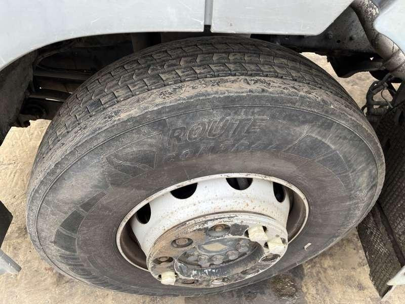 شاحنة ذات خطاف Mercedes AXOR 1833: صورة 15