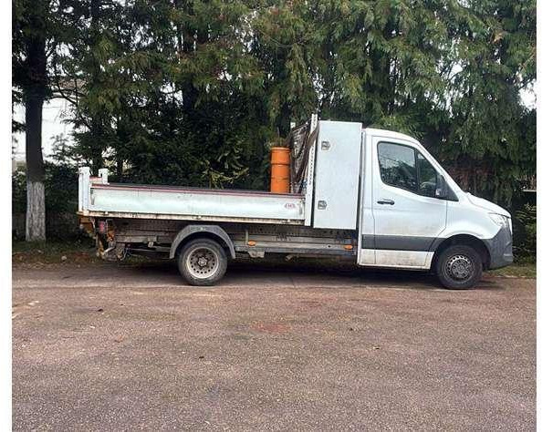 Mercedes Sprinter - شاحنة قلاب: صورة 2 Mercedes Sprinter - شاحنة قلاب: صورة 2
