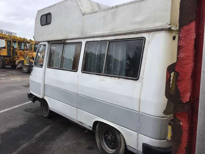 Peugeot J9 - موتر هوم سقف عالي: صورة 3 Peugeot J9 - موتر هوم سقف عالي: صورة 3