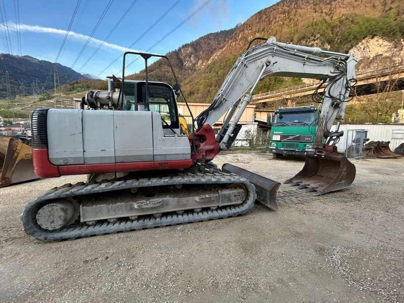 حفار زحاف Takeuchi TB1140: صورة 15