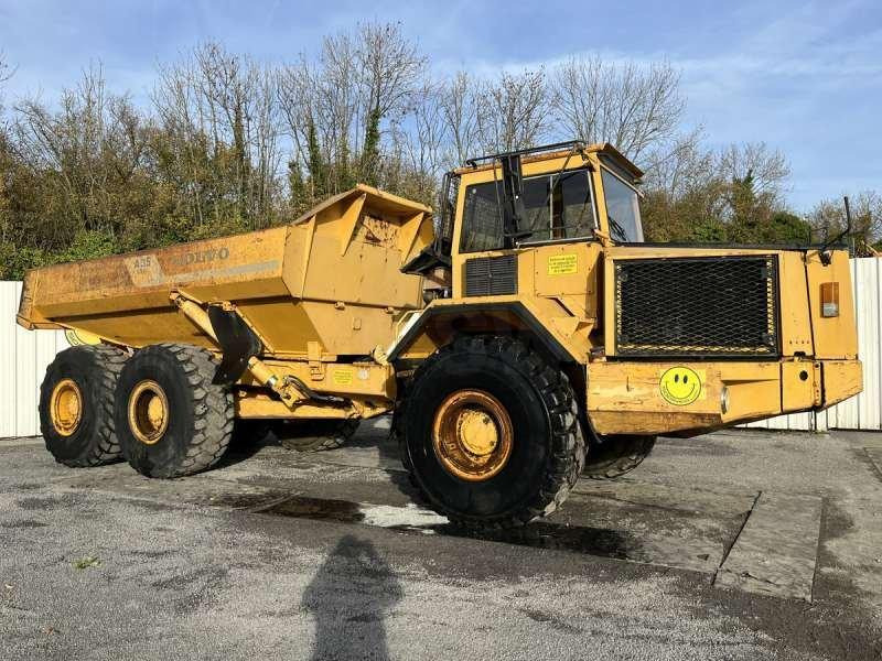 Volvo A35 6X6 - شاحنة قلاب مفصلية: صورة 1 Volvo A35 6X6 - شاحنة قلاب مفصلية: صورة 1