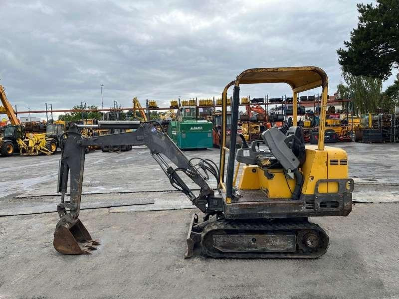 Volvo EB12 - حفارة مُصَّغرة: صورة 4 Volvo EB12 - حفارة مُصَّغرة: صورة 4