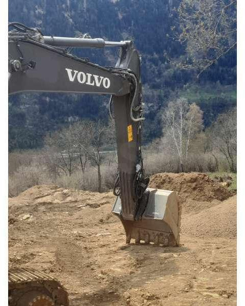 Volvo EC220ENH - حفار زحاف: صورة 4 Volvo EC220ENH - حفار زحاف: صورة 4