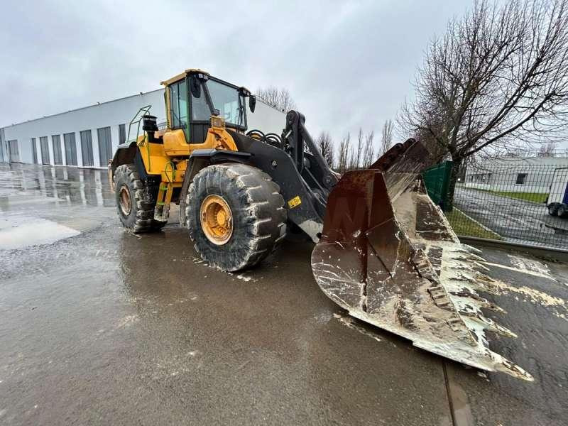 Volvo L220H - اللودر بعجل: صورة 2 Volvo L220H - اللودر بعجل: صورة 2