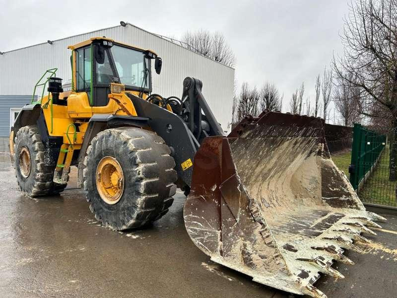 Volvo L220H - اللودر بعجل: صورة 1 Volvo L220H - اللودر بعجل: صورة 1