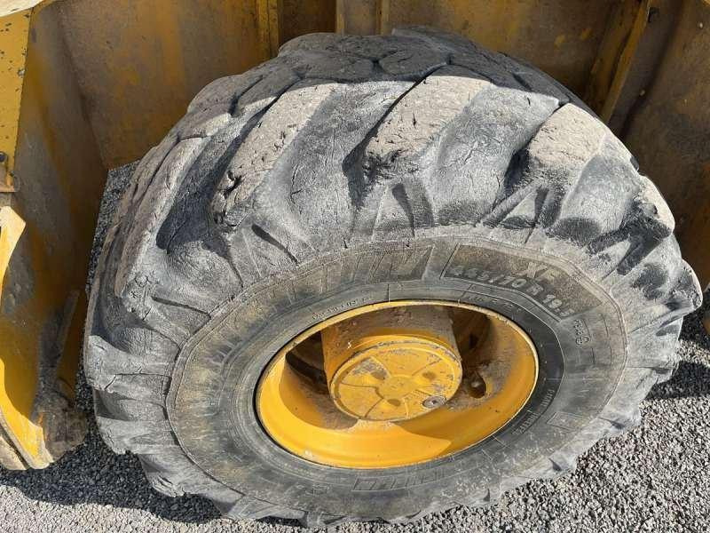 حفارة دولاب Volvo Pelle sur Pneus EW140D: صورة 28 حفارة دولاب Volvo Pelle sur Pneus EW140D: صورة 28