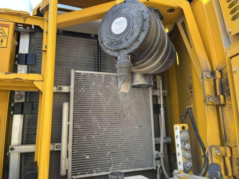 حفارة دولاب Volvo Pelle sur Pneus EW140D: صورة 37 حفارة دولاب Volvo Pelle sur Pneus EW140D: صورة 37