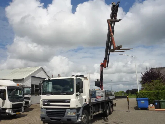 DAF CF 360 6X4 MANUAL GEAR STEELSPRINGS 18,5 TON PALFINKER - شاحنات مسطحة, شاحنة كرين: صورة 3 DAF CF 360 6X4 MANUAL GEAR STEELSPRINGS 18,5 TON PALFINKER - شاحنات مسطحة, شاحنة كرين: صورة 3