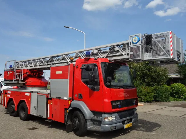 DAF LF 250 METZ 30 meter - شاحنة: صورة 2 DAF LF 250 METZ 30 meter - شاحنة: صورة 2