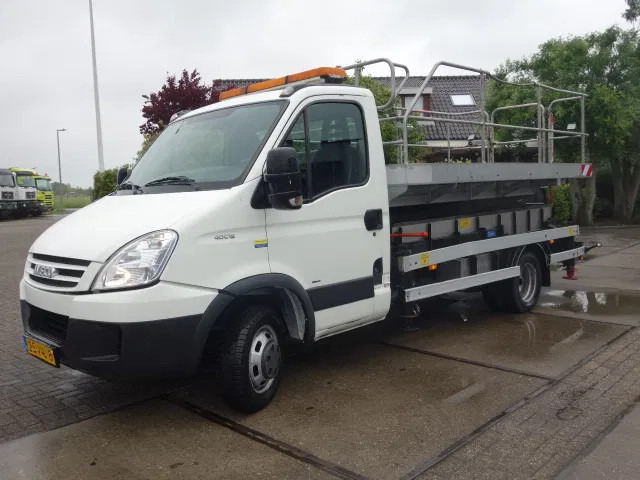Iveco Daily 40C15 SKY WORKER PLATFORM - شاحنة التوصيل: صورة 2 Iveco Daily 40C15 SKY WORKER PLATFORM - شاحنة التوصيل: صورة 2