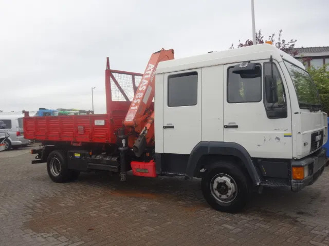 MAN 12.224 DC,8,5 TON ATLAS KRAAN,KIPPER,MANUAL POMP - شاحنة قلاب, شاحنة كرين: صورة 3 MAN 12.224 DC,8,5 TON ATLAS KRAAN,KIPPER,MANUAL POMP - شاحنة قلاب, شاحنة كرين: صورة 3