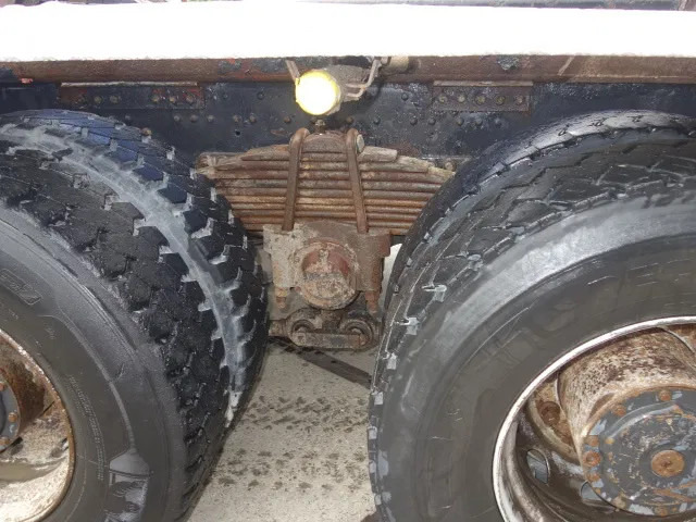 MAN 35-364 chassis cabine manual diesel pomp 6 cil 8x4 - شاحنة هيكل كابينة: صورة 4 MAN 35-364 chassis cabine manual diesel pomp 6 cil 8x4 - شاحنة هيكل كابينة: صورة 4