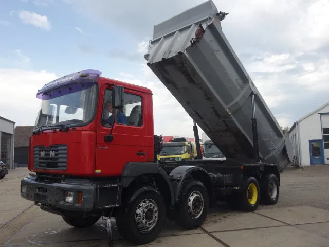MAN FE 410 8x4 kipper,manual feulpomp,steel kipper - شاحنة قلاب: صورة 1 MAN FE 410 8x4 kipper,manual feulpomp,steel kipper - شاحنة قلاب: صورة 1