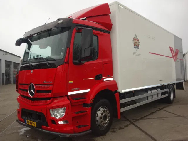 Mercedes-Benz Antos 2027 - شاحنة مقفلة: صورة 1 Mercedes-Benz Antos 2027 - شاحنة مقفلة: صورة 1