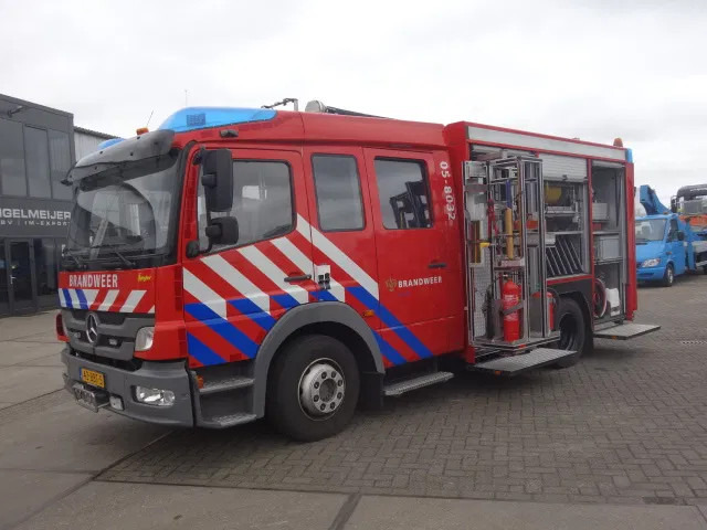 Mercedes-Benz Atego 1426 ZIEGLER 2000 LITER EURO 5 - سيارة إطفاء: صورة 1 Mercedes-Benz Atego 1426 ZIEGLER 2000 LITER EURO 5 - سيارة إطفاء: صورة 1