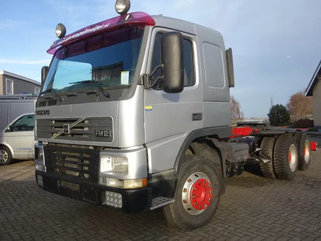Volvo FM 12.420 6x4 steelsprings - وحدة جر: صورة 2 Volvo FM 12.420 6x4 steelsprings - وحدة جر: صورة 2