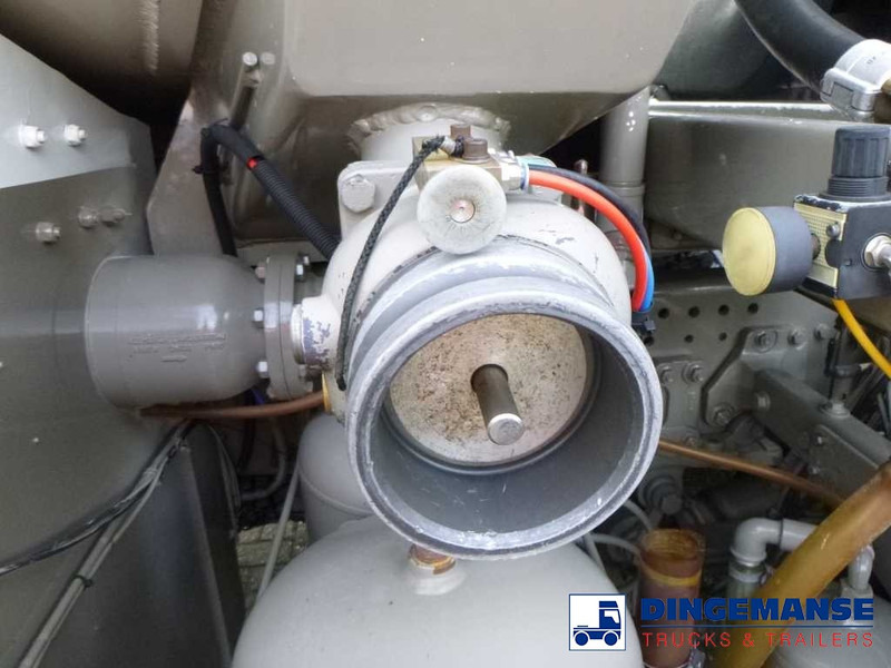 DAF CF 85.360 6X2 fuel tank alu 22 m3 / 4 comp + pump DAF CF 85.360 6X2 fuel tank alu 22 m3 / 4 comp + pump: صورة 15