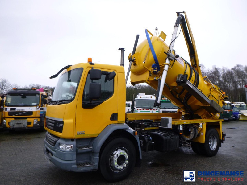 DAF LF 55.220 4X2 RHD Whale vacuum tank 8.1 m3 - شاحنة الشفط: صورة 1 DAF LF 55.220 4X2 RHD Whale vacuum tank 8.1 m3 - شاحنة الشفط: صورة 1
