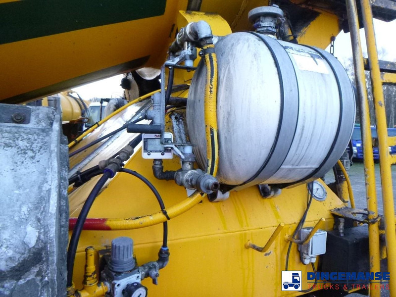 نصف مقطورة خلاطة خرسانة De Buf Concrete mixer trailer BM12-39-3 12 m3: صورة 18 نصف مقطورة خلاطة خرسانة De Buf Concrete mixer trailer BM12-39-3 12 m3: صورة 18