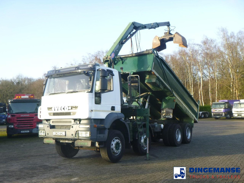 Iveco AD340T36 8x4 RHD tipper + HMF 1244 Z1 - شاحنة كرين: صورة 1 Iveco AD340T36 8x4 RHD tipper + HMF 1244 Z1 - شاحنة كرين: صورة 1