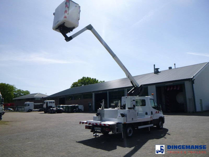 Iveco Daily 35-140 4x2 Euro 6 Klubb K26 manlift - معدات الوصول: صورة 4 Iveco Daily 35-140 4x2 Euro 6 Klubb K26 manlift - معدات الوصول: صورة 4