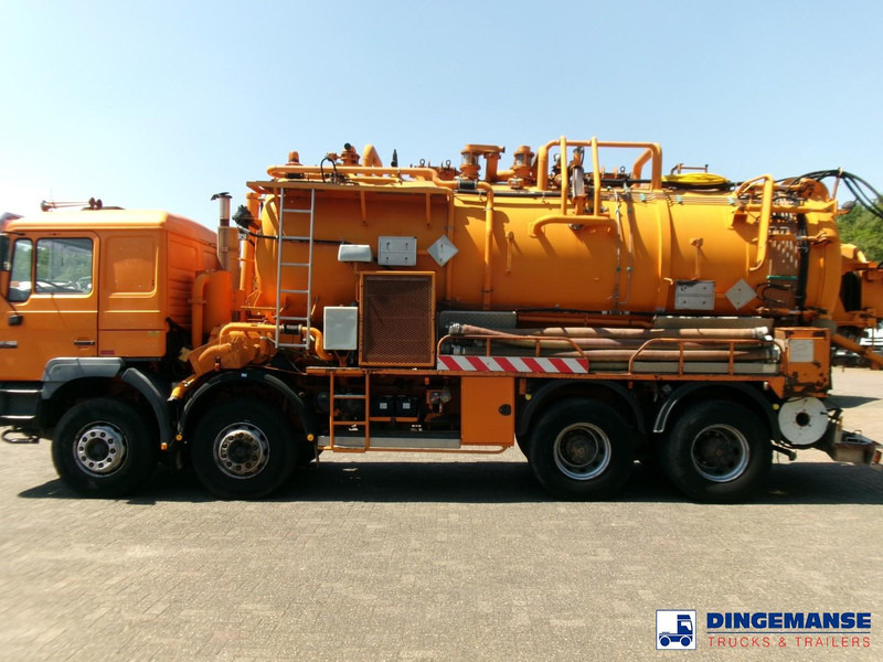 MAN 41.463 8x4 Euro 2 vacuum tank ADR 15 m3 / 2 comp - شاحنة الشفط: صورة 5 MAN 41.463 8x4 Euro 2 vacuum tank ADR 15 m3 / 2 comp - شاحنة الشفط: صورة 5