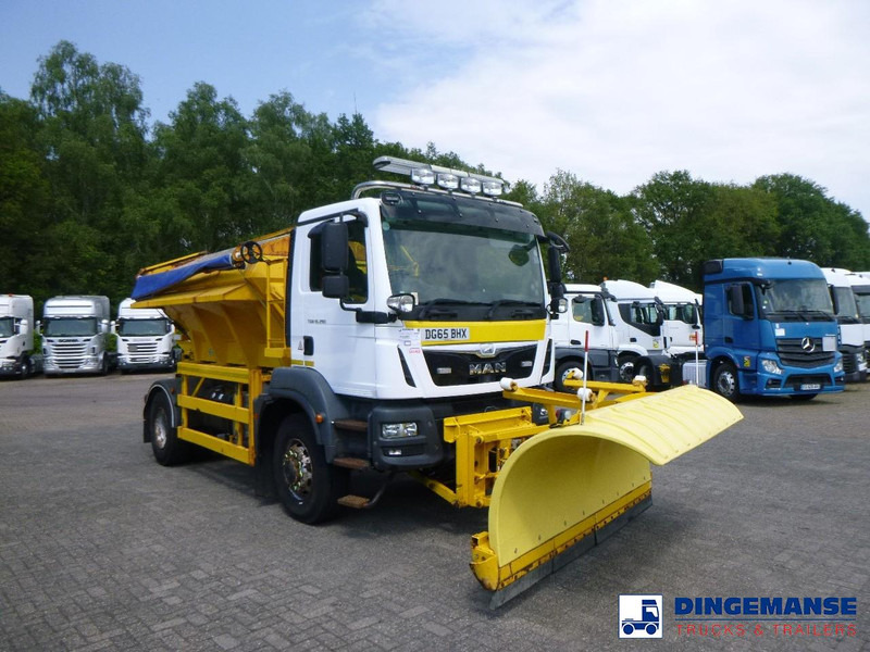 MAN TGM 18.290 4X4 RHD gritter / snow plough - جرافة ثلج: صورة 2 MAN TGM 18.290 4X4 RHD gritter / snow plough - جرافة ثلج: صورة 2
