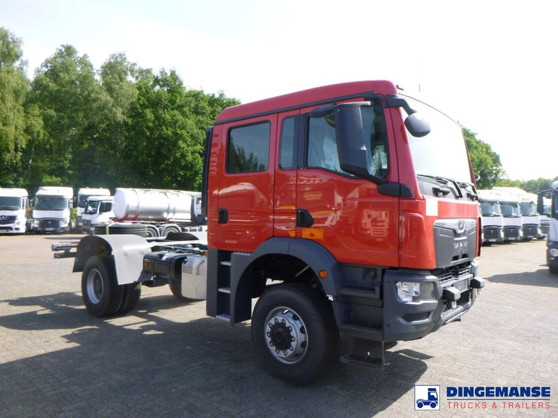 MAN TGM 18.320 4x4 BB chassis / new/unused - شاحنة هيكل كابينة: صورة 2 MAN TGM 18.320 4x4 BB chassis / new/unused - شاحنة هيكل كابينة: صورة 2