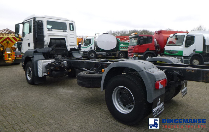MAN TGS 19.360 4X2 BBS manual Euro 2 chassis + PTO - شاحنة هيكل كابينة: صورة 3 MAN TGS 19.360 4X2 BBS manual Euro 2 chassis + PTO - شاحنة هيكل كابينة: صورة 3