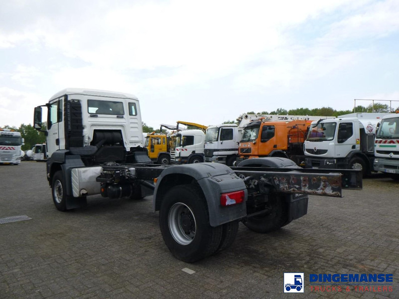 MAN TGS 19.360 4X2 BBS manual Euro 2 chassis + PTO - شاحنة هيكل كابينة: صورة 4 MAN TGS 19.360 4X2 BBS manual Euro 2 chassis + PTO - شاحنة هيكل كابينة: صورة 4