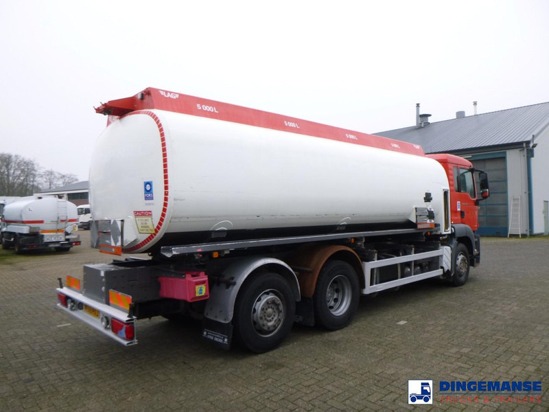 MAN TGS 26.320 6X2 RHD fuel tank 20 m3 / 4 comp - شاحنة صهريج: صورة 4 MAN TGS 26.320 6X2 RHD fuel tank 20 m3 / 4 comp - شاحنة صهريج: صورة 4