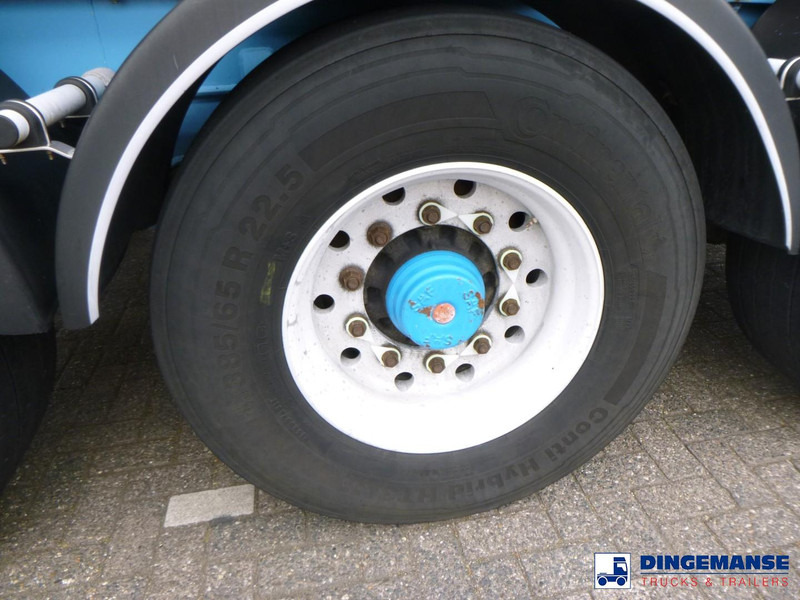 Magyar Chemical tank inox 33 m3 / 1 comp Magyar Chemical tank inox 33 m3 / 1 comp: صورة 6 Magyar Chemical tank inox 33 m3 / 1 comp Magyar Chemical tank inox 33 m3 / 1 comp: صورة 6