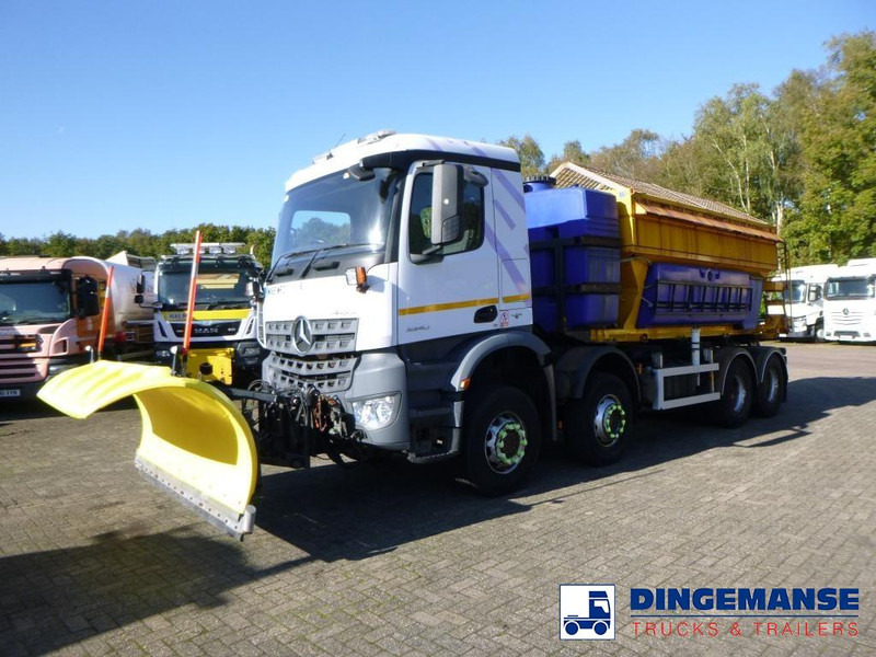 Mercedes-Benz Arocs 3240 8x4 RHD Schmidt snow plough / gritter - جرافة ثلج: صورة 1 Mercedes-Benz Arocs 3240 8x4 RHD Schmidt snow plough / gritter - جرافة ثلج: صورة 1