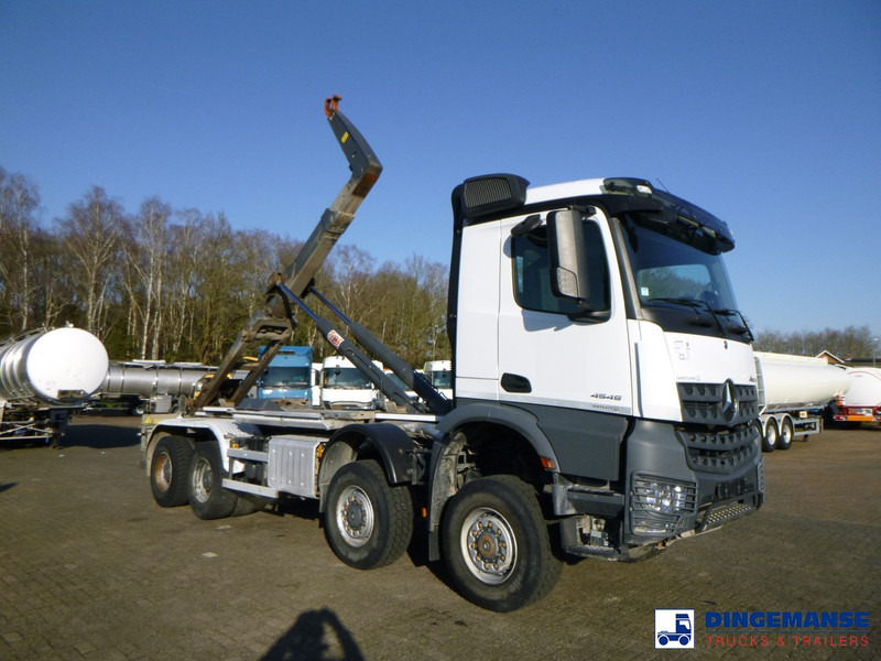 Mercedes-Benz Arocs 4545 8x8 AJK container hook 25 t - شاحنة ذات خطاف: صورة 2 Mercedes-Benz Arocs 4545 8x8 AJK container hook 25 t - شاحنة ذات خطاف: صورة 2