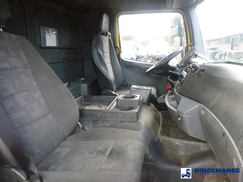 Mercedes-Benz Axor 1824 4x2 vacuum tank 8.1 m3 Mercedes-Benz Axor 1824 4x2 vacuum tank 8.1 m3: صورة 19 Mercedes-Benz Axor 1824 4x2 vacuum tank 8.1 m3 Mercedes-Benz Axor 1824 4x2 vacuum tank 8.1 m3: صورة 19